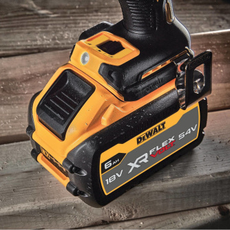 Купить Дрель аккумуляторная DEWALT  DCD 999 NT фото №6